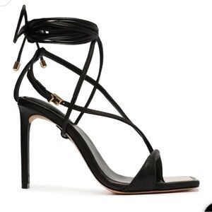 Schutz Vikki Leather Heel Sandal in Black Size 8